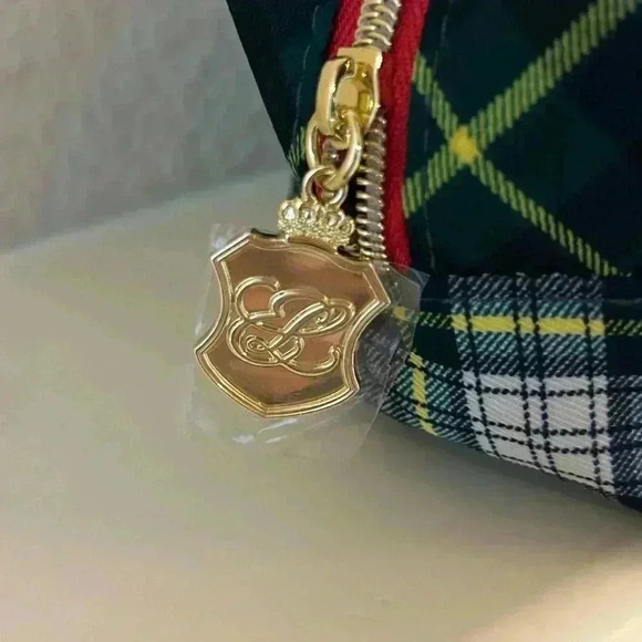 Estée Lauder Plaid Makeup Bag - Picture 5 of 5
